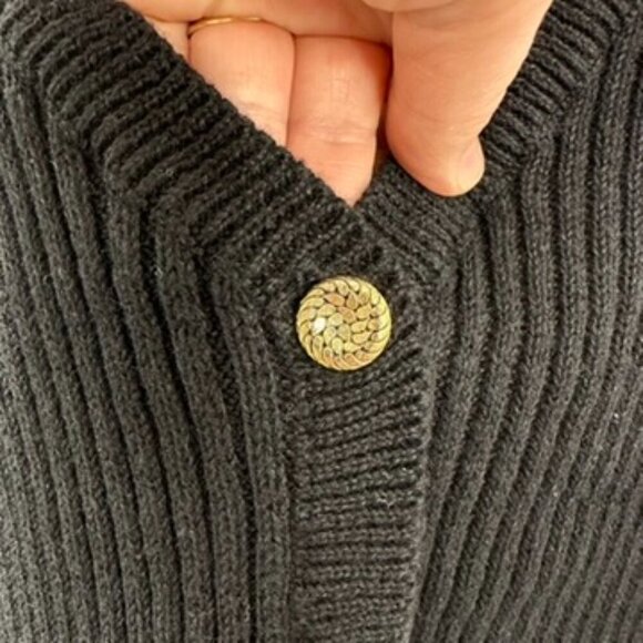 Vintage Sag Harbor Black Ribbed V Neck Sweater Vest Gold Buttons Old Money Prep - Picture 4 of 5